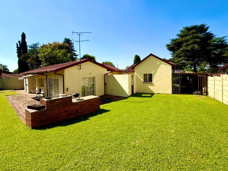 House For Sale In Sandton - Photo 2