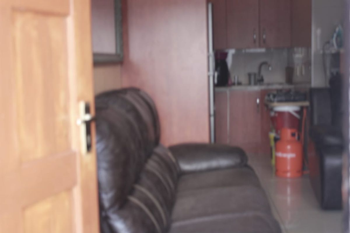 Three Bedroom Simplex For Sale in Naturena - Photo 3