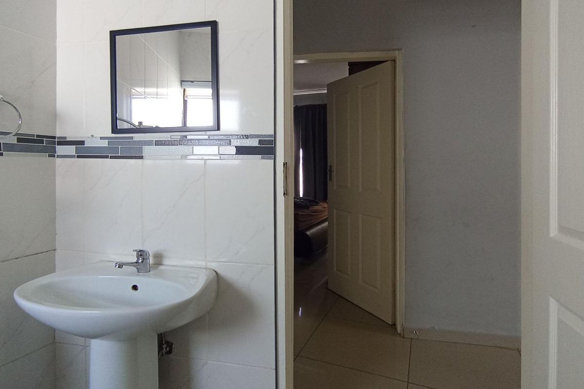 3 bedroom House in Amandasig - Photo 5