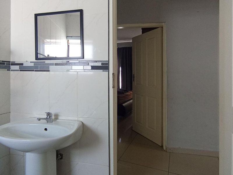 3 bedroom House in Amandasig - Photo 5