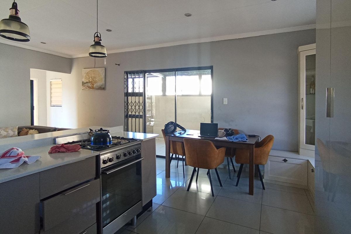 3 bedroom House in Amandasig - Photo 2