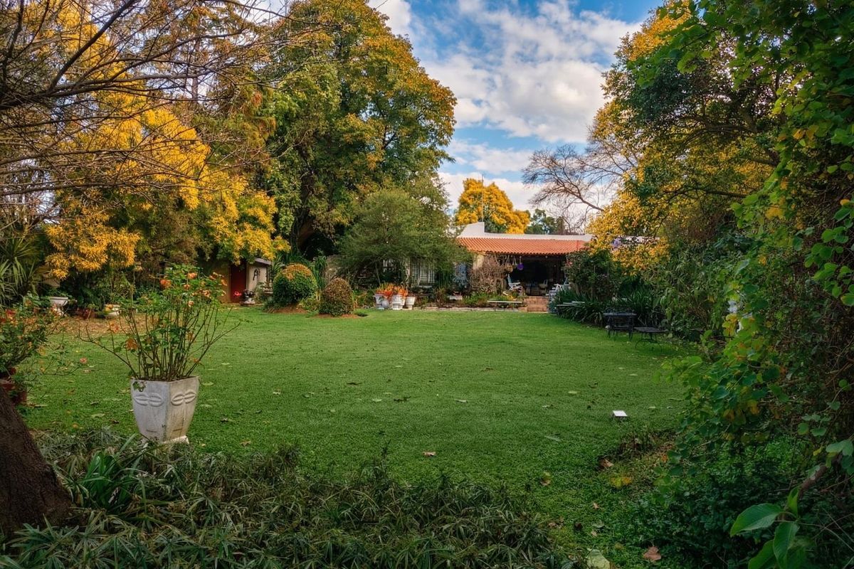 1 Bedroom Garden Cottage To Let in Hurlingham, Sandton - Photo 4