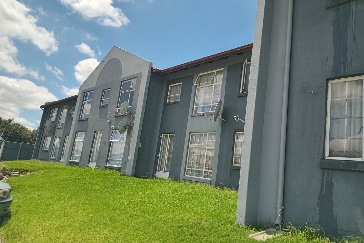 Townhouse Rental Monthly In Johannesburg - Photo 4