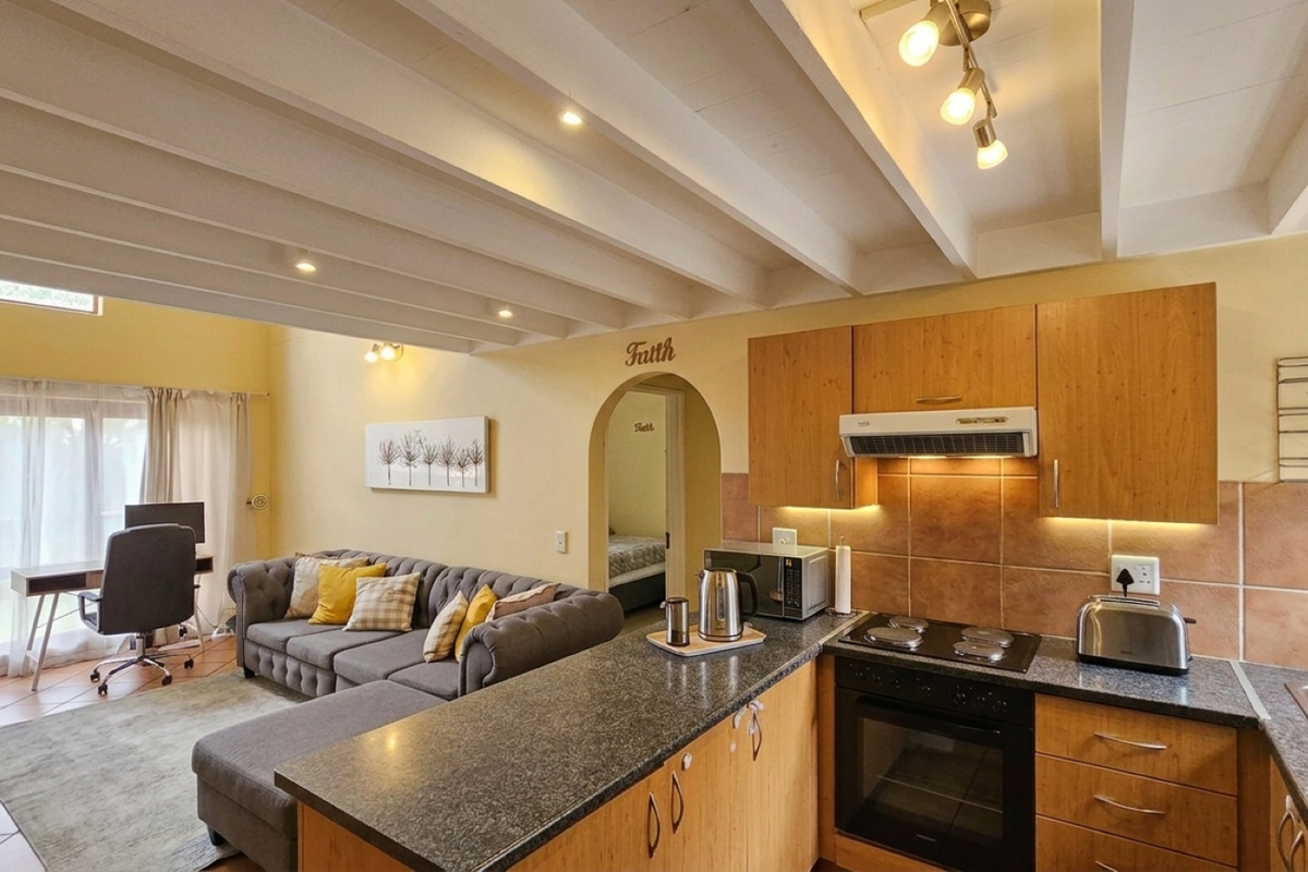 1 Bedroom, 1 Bathroom Apartment- Paulshof - Photo 3