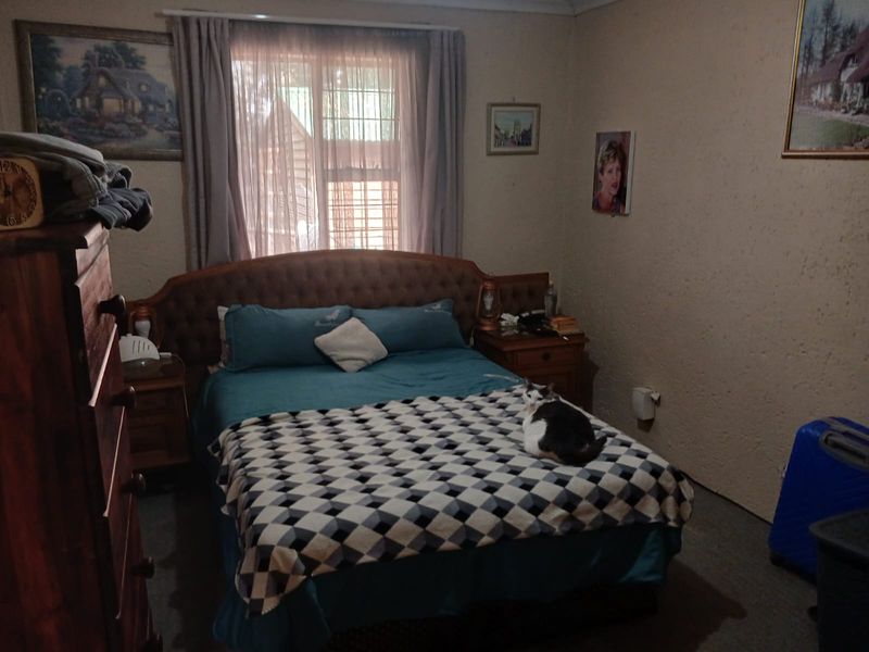 Spacious 5-bedroom house to let in Jukskei Park, Randburg—perfect for families seeking comfort! - Photo 10
