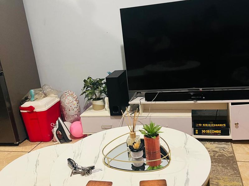 2 Bedroom Aparment in Fleuhof - Photo 2