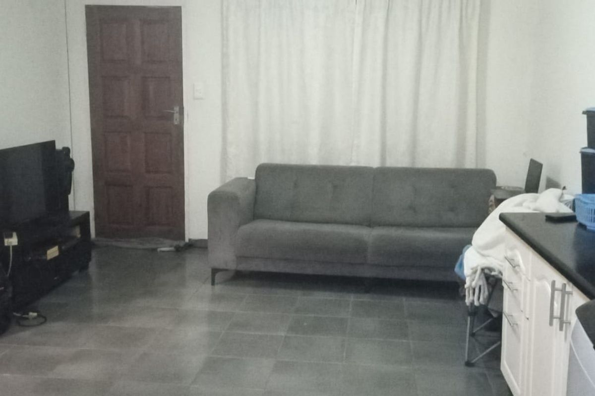 2 Bedrom house in ProteaGlen - Photo 5