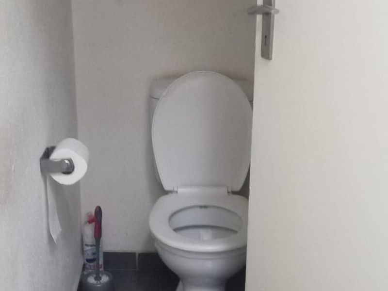 2 Bedrom house in ProteaGlen - Photo 7