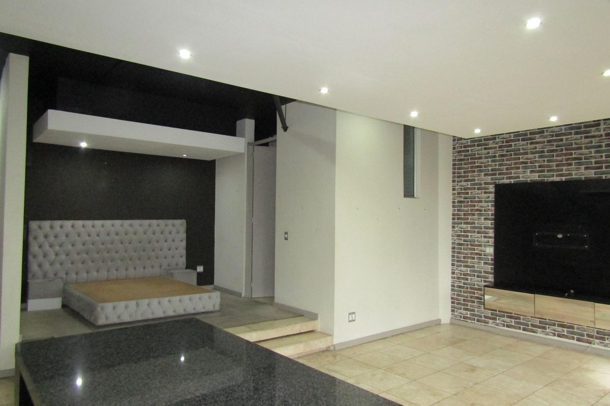 Apartment Rental Monthly In Johannesburg - Photo 4