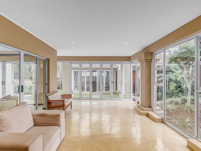 5 Bedroom House - Sunninghill - Photo 5