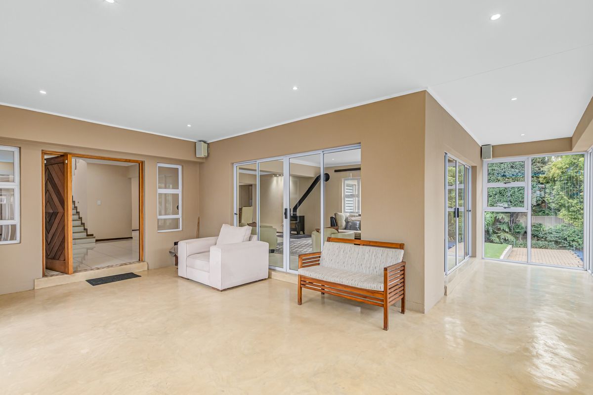 5 Bedroom House - Sunninghill - Photo 4