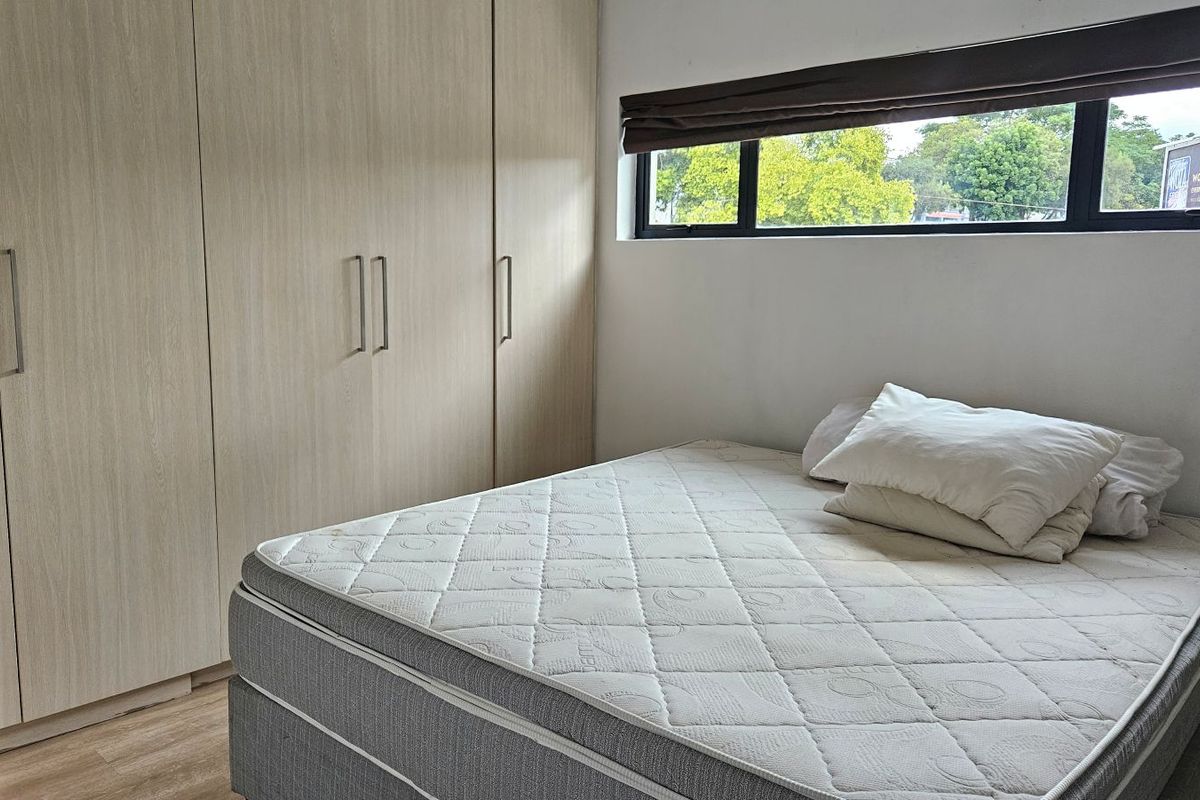 2 Bed, 2 Bath Apartment - Rivonia - Photo 4