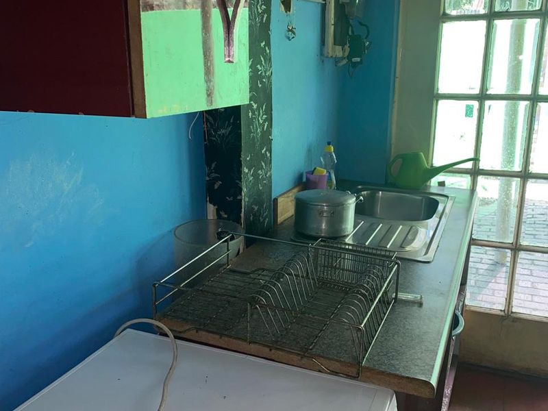 Prime Investment Opportunity: Versatile Student Living &  Residential Dwelling - Photo 5