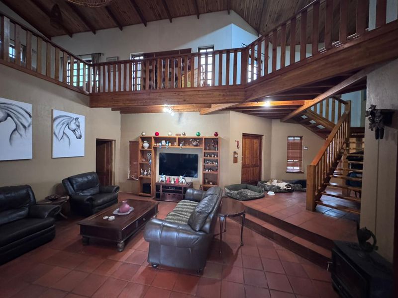 A Rare Bushveld Sanctuary in Doornrandje – Equestrian Estate with Income and Legacy Appeal - Photo 3