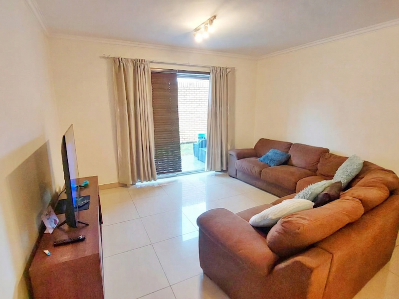 Modern 3-Bedroom Cluster , Pet-Friendly Garden In Halfway Gardens - Photo 7