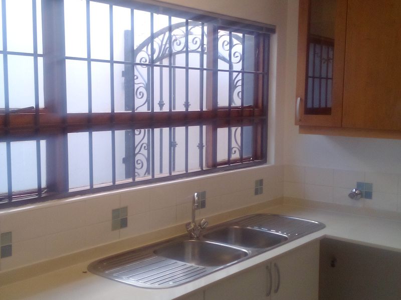 Cluster For Sale In Sandton - Photo 7