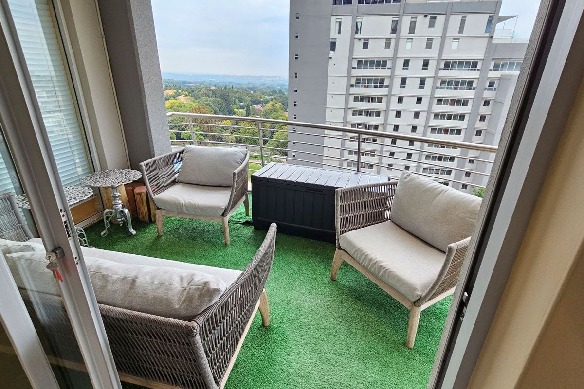 2 Bed, 2 bath Apartment - Sandton - Photo 2