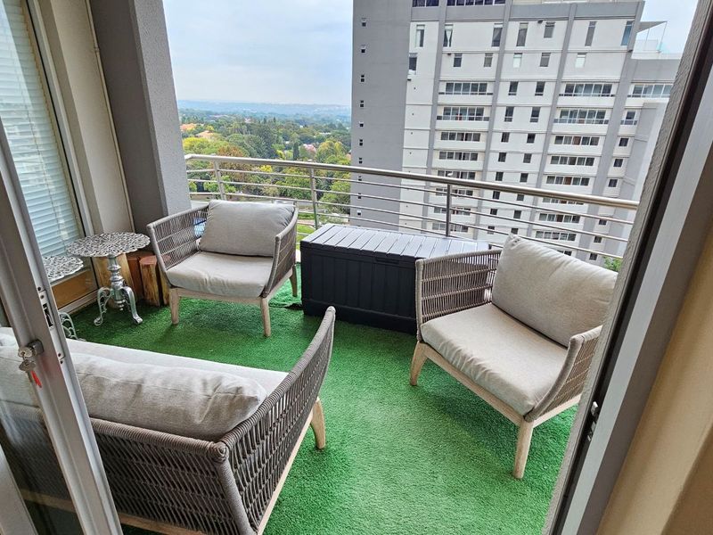 2 Bed, 2 bath Apartment - Sandton - Photo 2