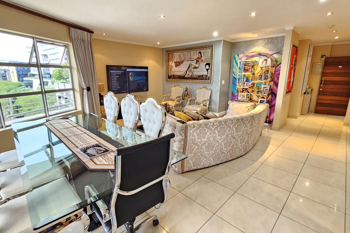 2 Bed, 2 bath Apartment - Sandton - Photo 2