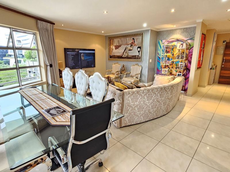 2 Bed, 2 bath Apartment - Sandton - Photo 2