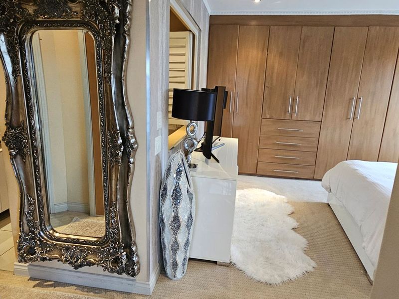 2 Bed, 2 bath Apartment - Sandton - Photo 9