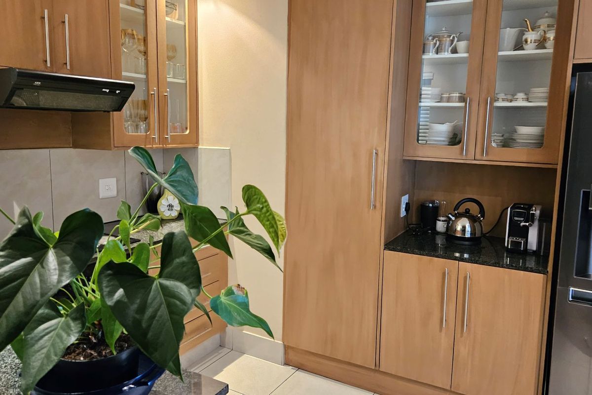 2 Bed, 2 bath Apartment - Sandton - Photo 5