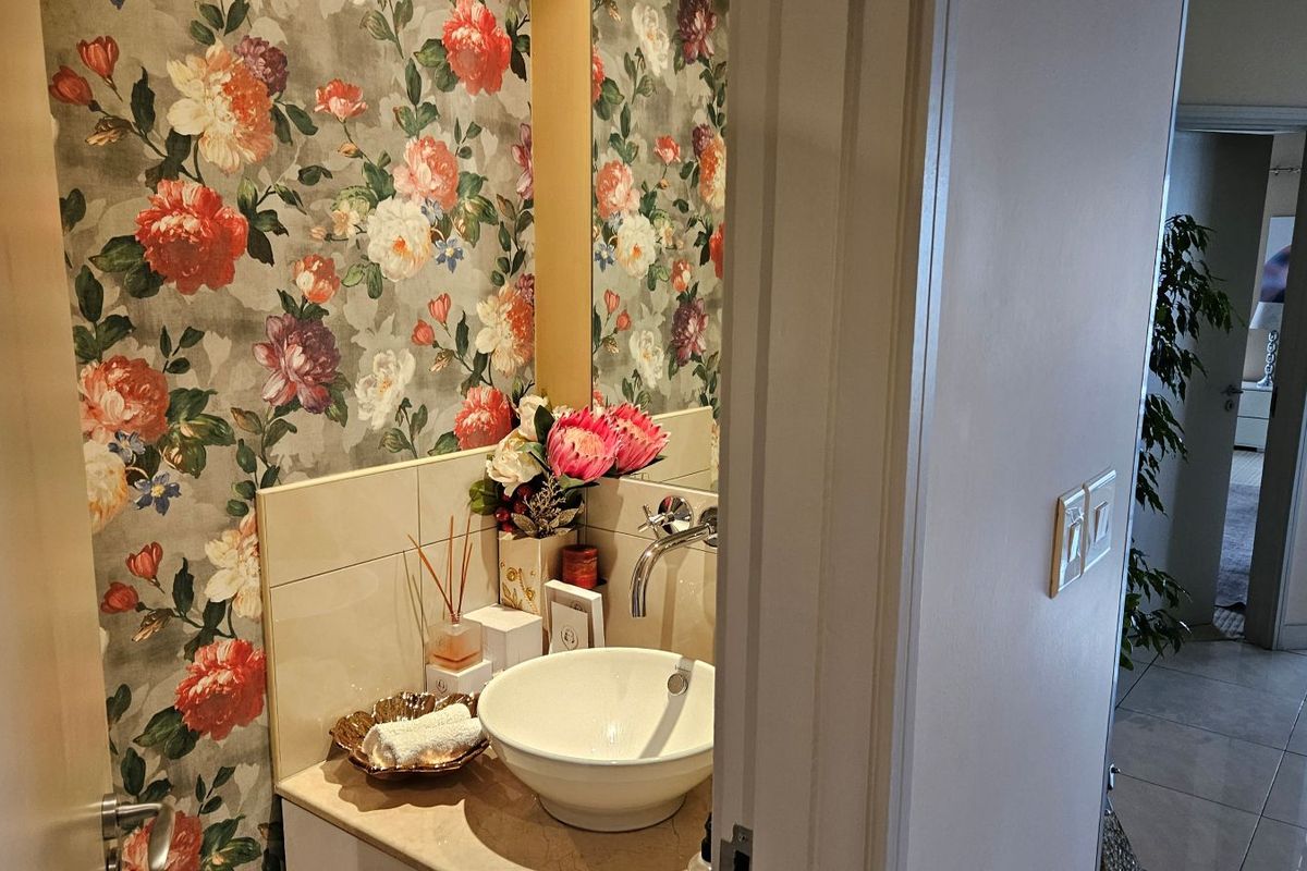 2 Bed, 2 bath Apartment - Sandton - Photo 3