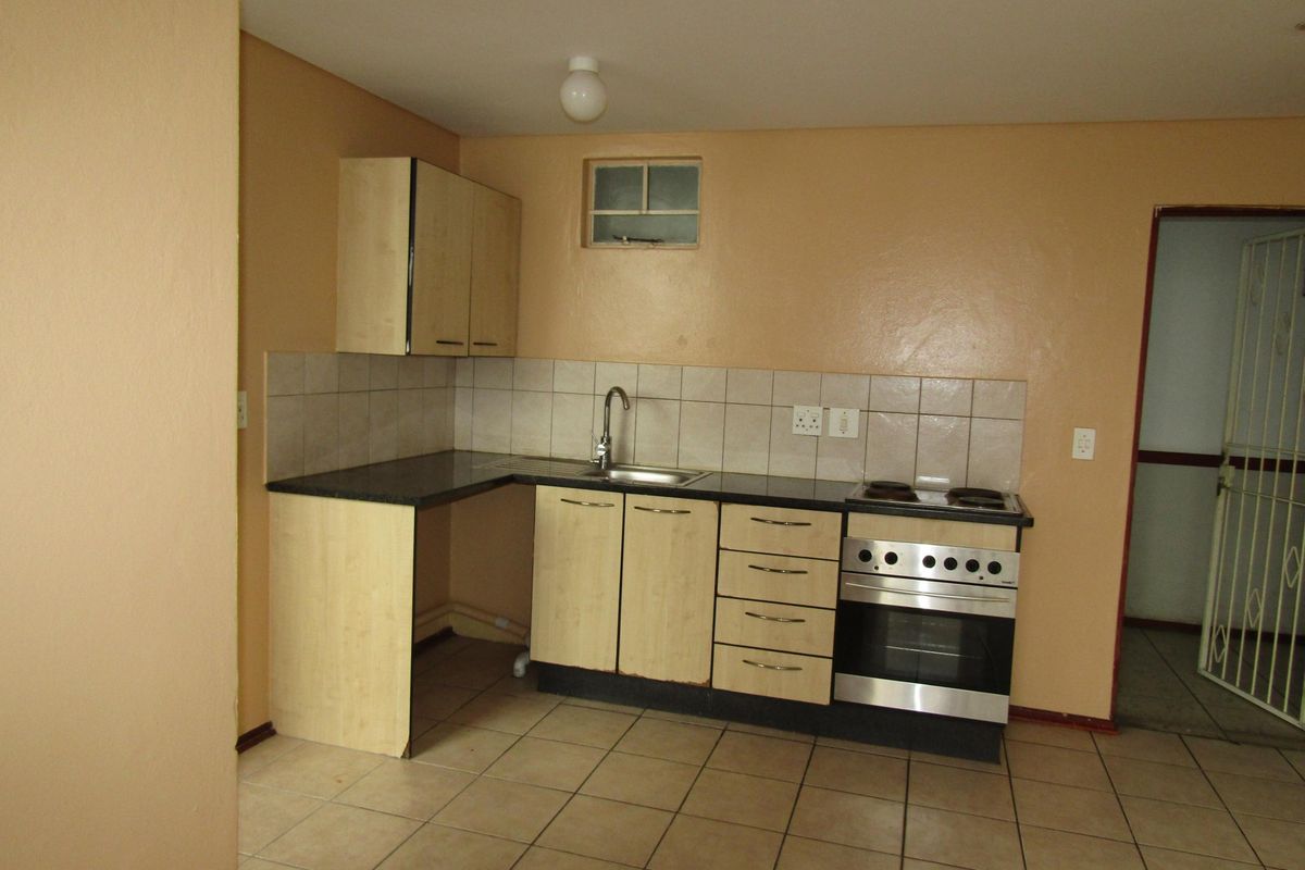 Apartment Rental Monthly In Johannesburg - Photo 2