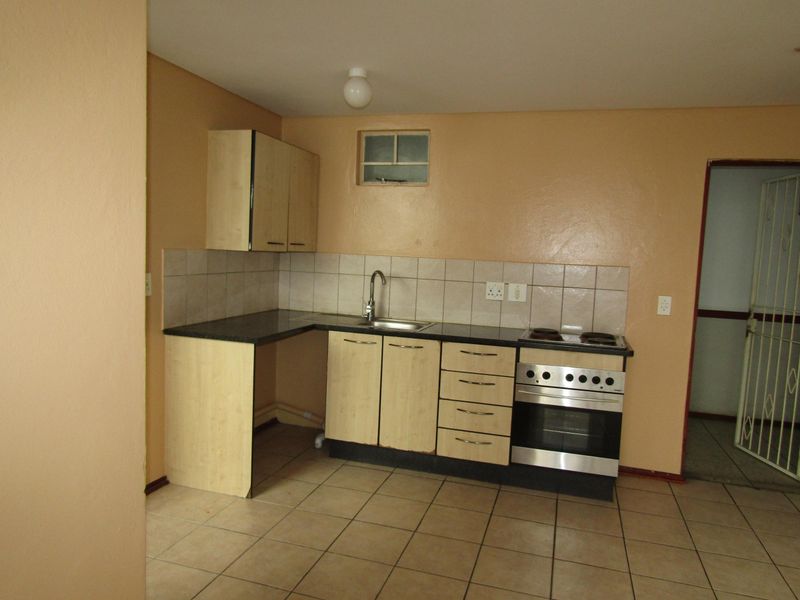Apartment Rental Monthly In Johannesburg - Photo 2