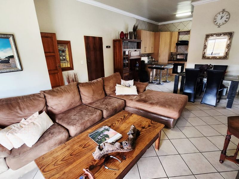 Priced to Sell! - Excellent Location! - Photo 8