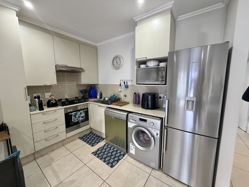Apartment For Sale In Midrand - Photo 4