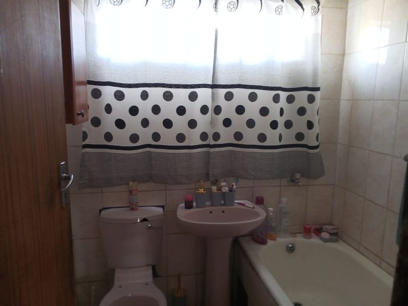4-Room Home with Great Potential in Soshanguve-L - Photo 6