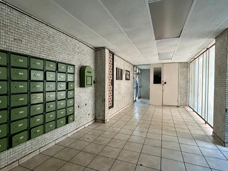 Spacious Sunnyside Investment Opportunity - Photo 3