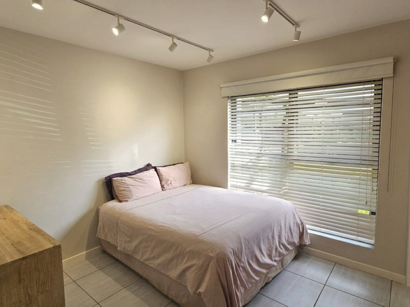 3 Bed, 2 Bath Garden Apartment- Waterfall - Photo 9