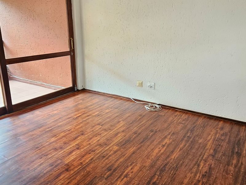 1 Bed, 1 Bath Apartment- Sunninghill - Photo 7