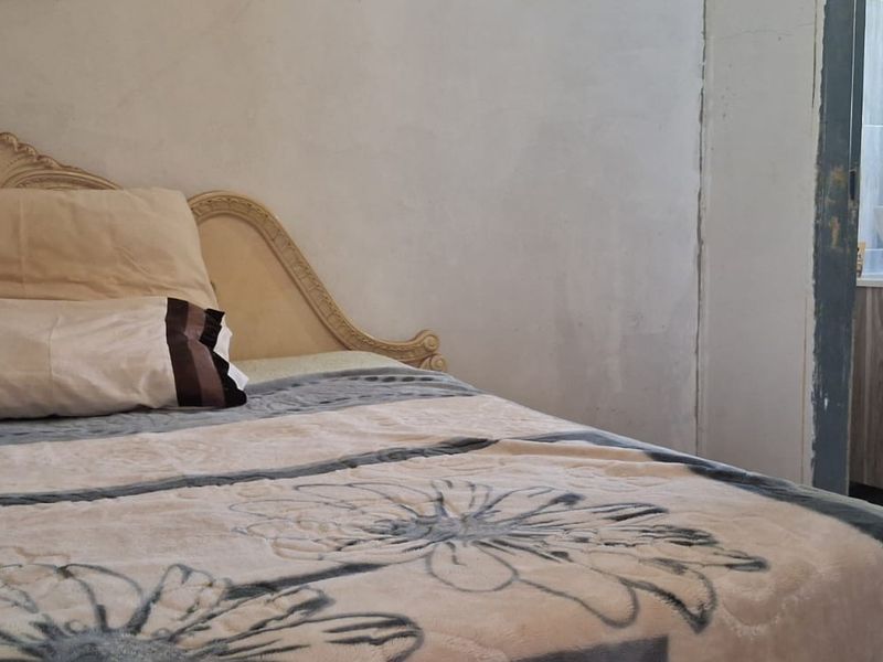 Family home - 4 Bedroom House For Sale in Protea Glen Ext11 - Photo 9
