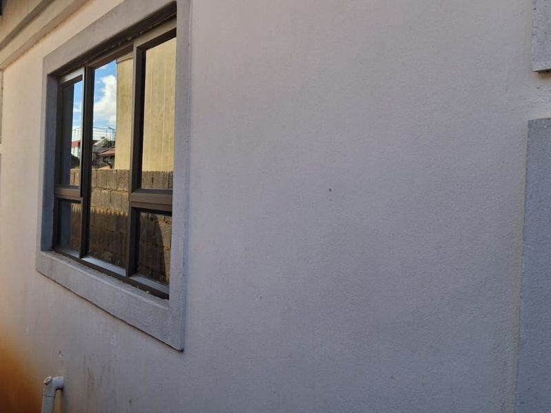 Family home - 4 Bedroom House For Sale in Protea Glen Ext11 - Photo 6