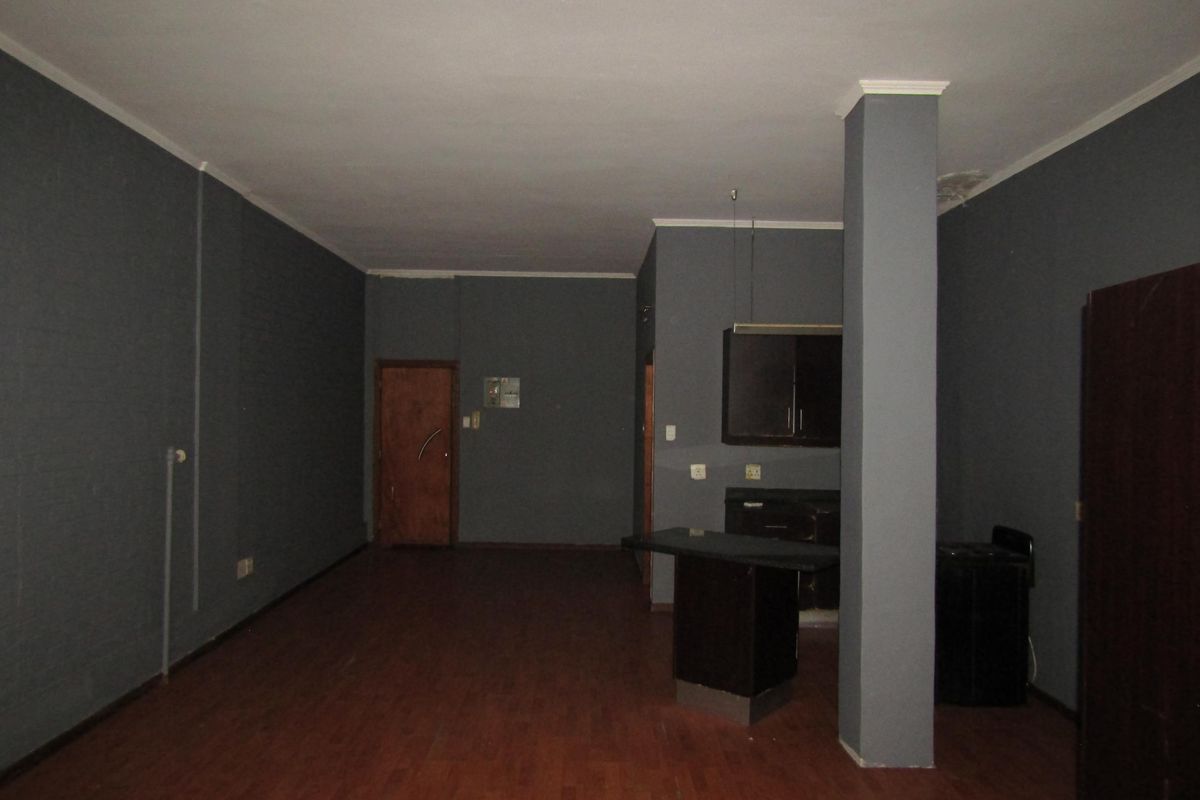 Apartment For Sale In Johannesburg - Photo 5