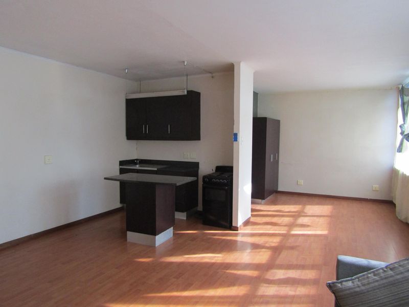 Spacious bachelor apartment available for rent in the Fashion Lofts building - Photo 2