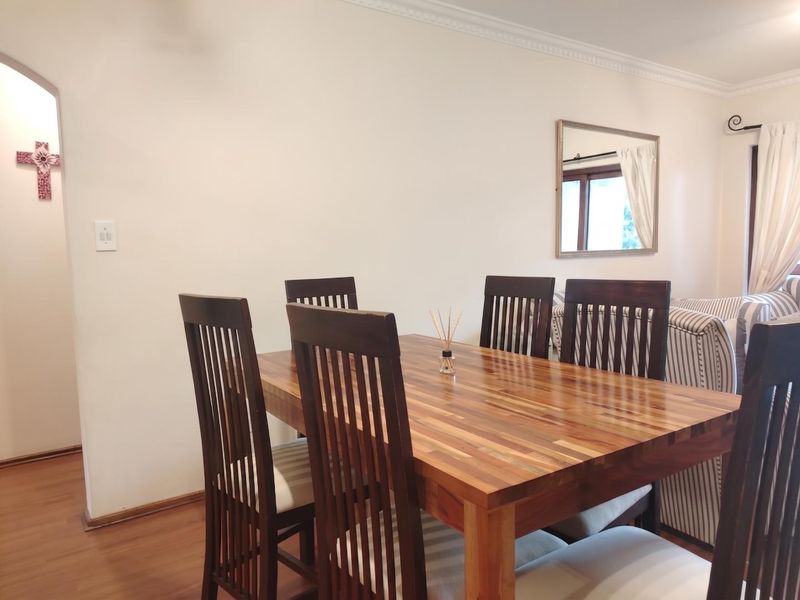 2 Bedroom Furnished Apartment To Let in Morningide, Sandton - Photo 10