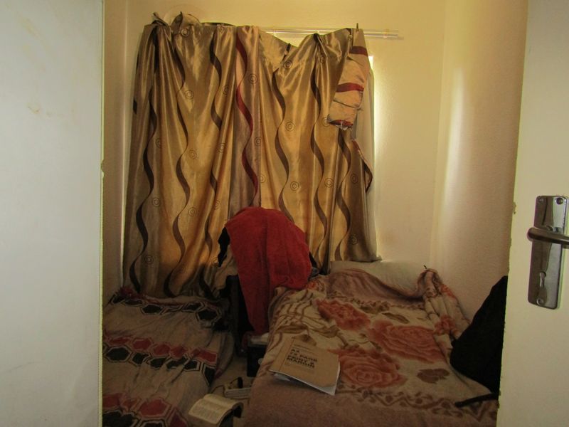 Apartment For Sale In Johannesburg - Photo 9