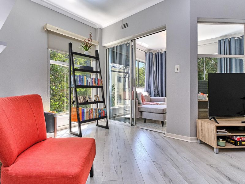 Urban Sophistication Meets Quiet Elegance in the Heart of Illovo - Photo 3