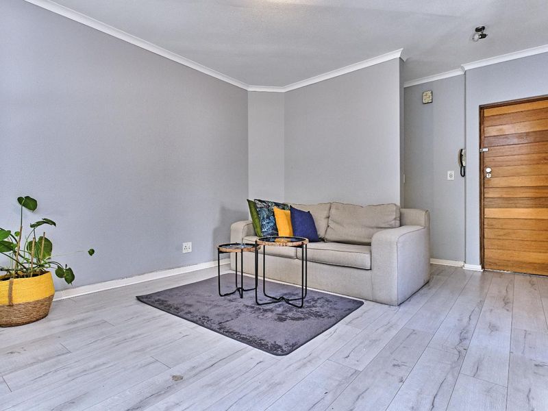 Urban Sophistication Meets Quiet Elegance in the Heart of Illovo - Photo 4