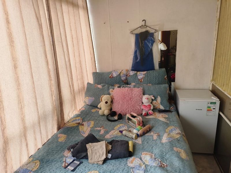 Prime Sunnyside Fixer-Upper Opportunity - Photo 4