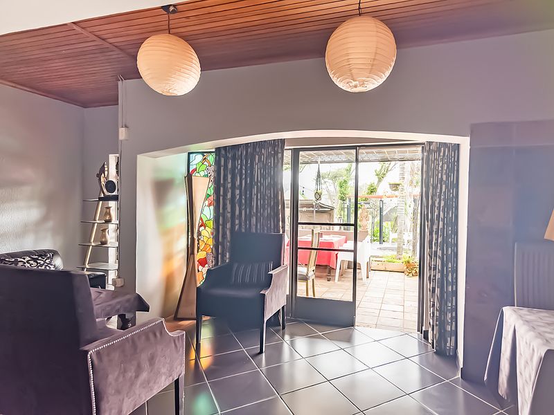 House, SPA, Restaurant and B&B Selling as a Property right next to Lion Park - Photo 9