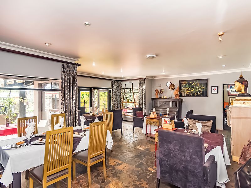 House, SPA, Restaurant and B&B Selling as a Property right next to Lion Park - Photo 7