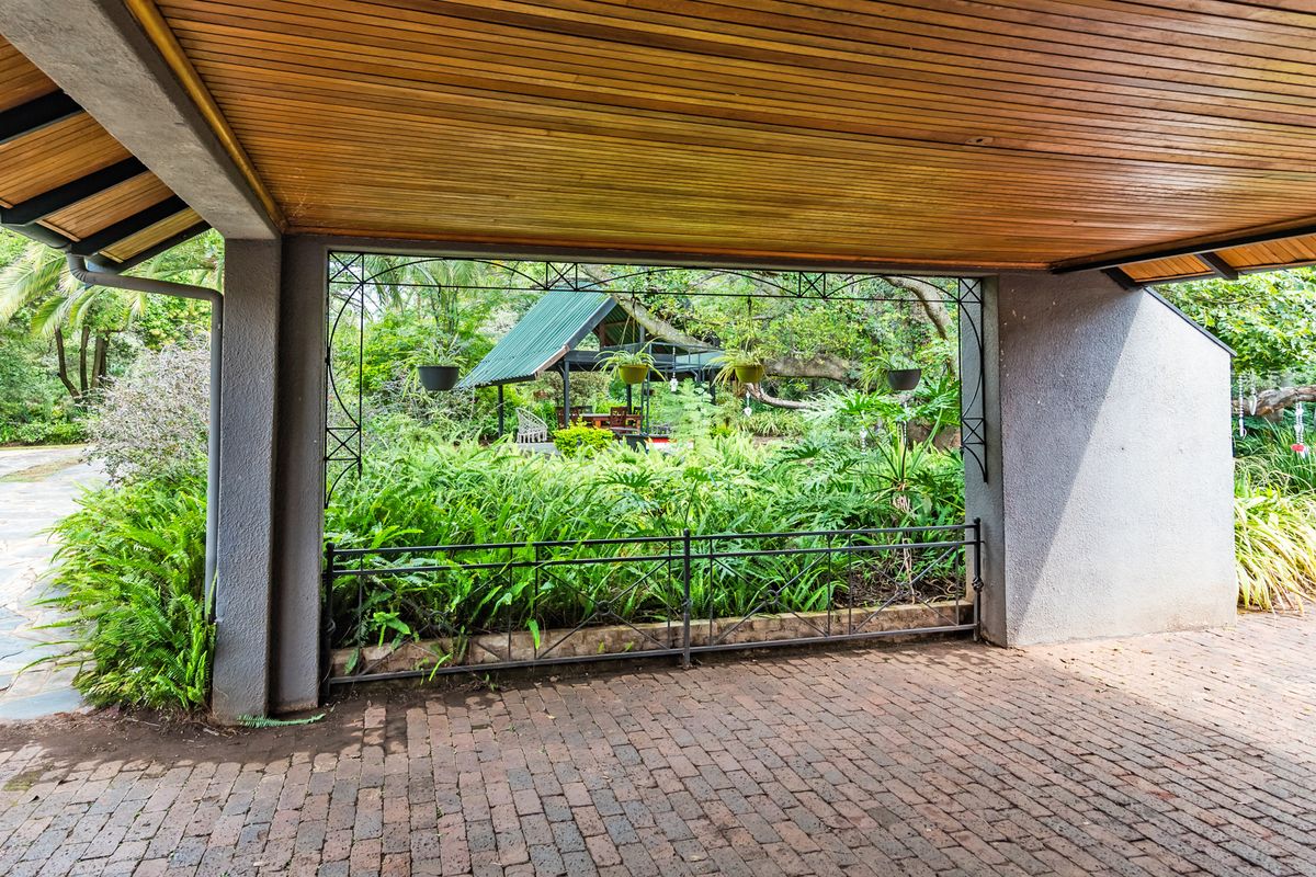 House, SPA, Restaurant and B&B Selling as a Property right next to Lion Park - Photo 4