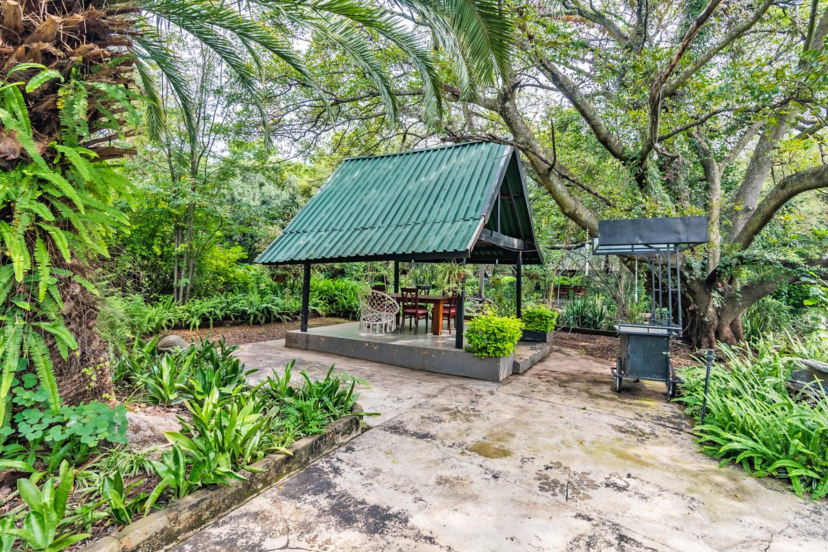 House, SPA, Restaurant and B&B Selling as a Property right next to Lion Park - Photo 2