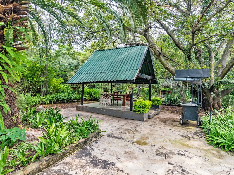 House, SPA, Restaurant and B&B Selling as a Property right next to Lion Park - Photo 2