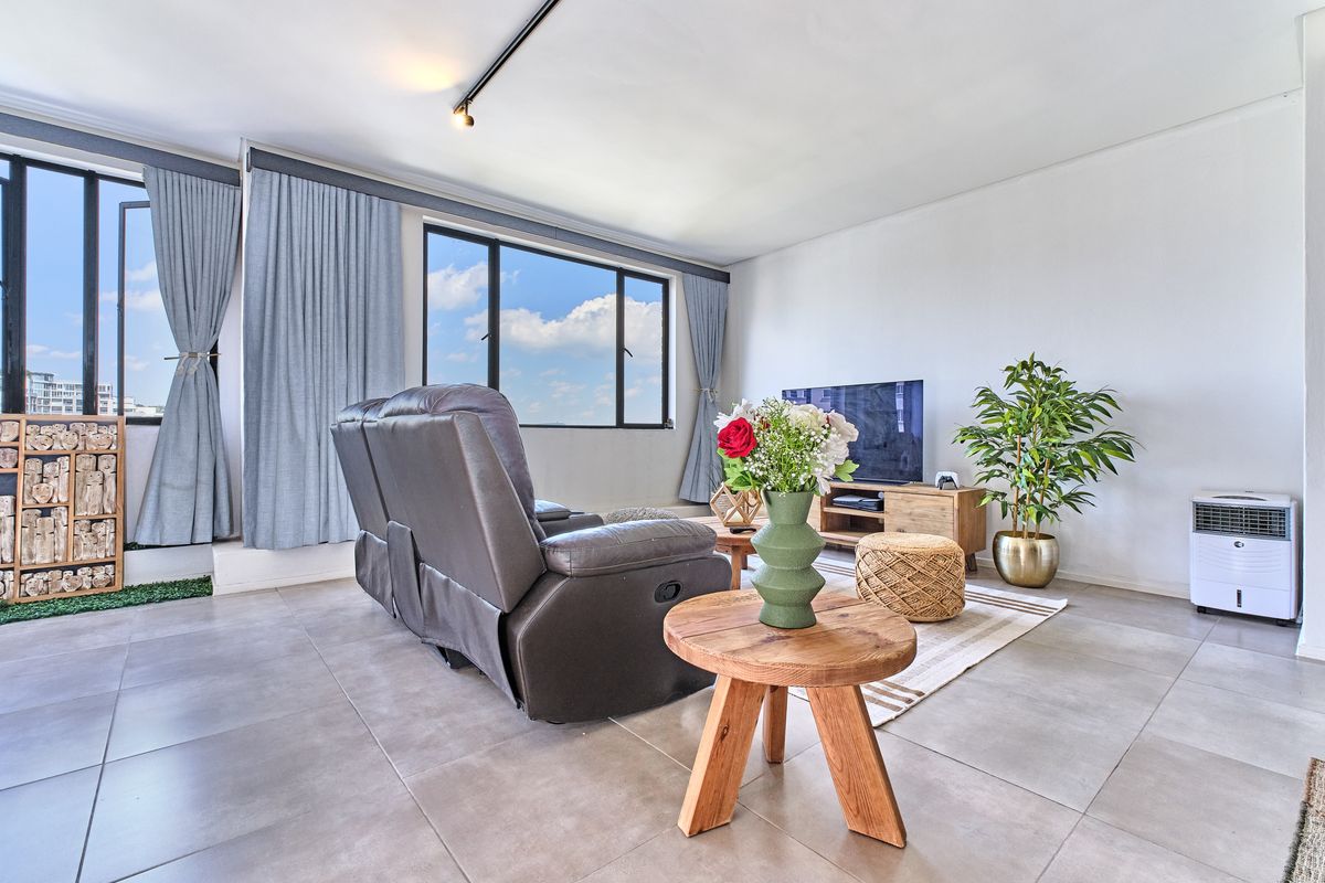 2 Bedroom Doube Storey Semi Furnished Apartment To Let in Sandown, Sandton - Photo 3